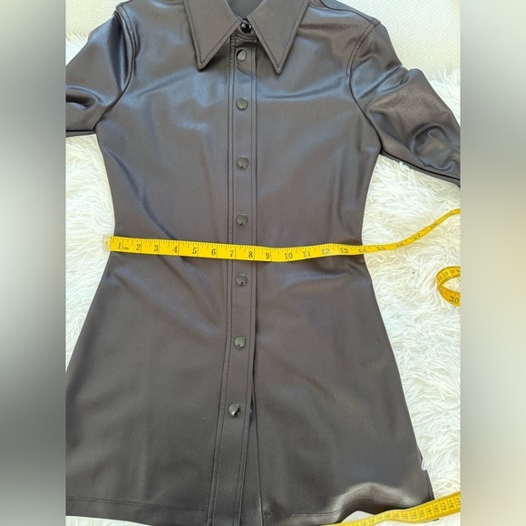 ALEXANDER WANG  crystal-embellished split-cuff shirt 1CC1221550-00. - Picture 14 of 16